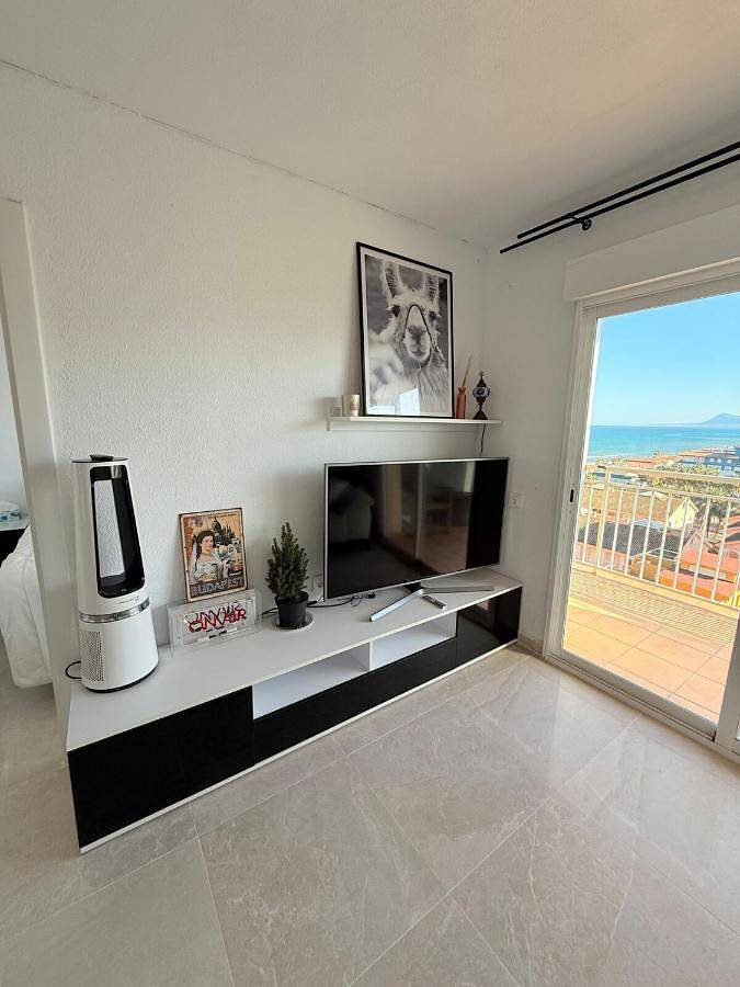 Apartamento entero, Perfect Flat with Ocean Views in Valencia in Miramar, Costa de Valencia