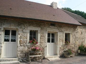 Gîte pour 4 personnes dans Avosnes