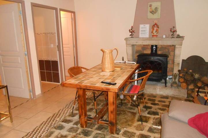 Chambre d’hôte pour 2 personnes, avec piscine et jacuzzi à Saint-Maurice-d'Ibie
