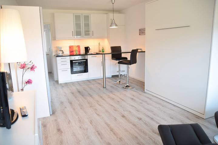 Ganze Wohnung, Charmantes 1-Zi.-App. in Westerland mit Südbalkon und Haustieren erlaubt in Westerland, Sylt (Gemeinde)
