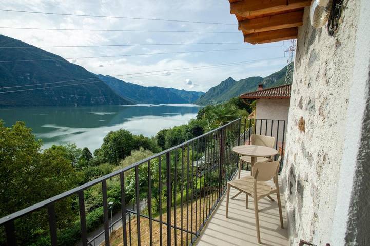 Appartamento per 2 persone, con Balcone e Terrazza nonché Giardino e Vista lago a Bagolino