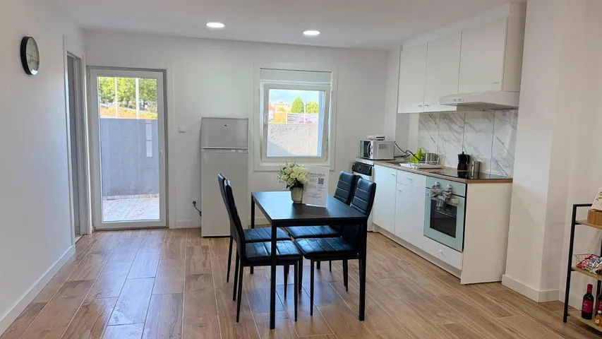 Apartamento de vacaciones para 5 personas, con vistas y terraza, Se admiten mascotas - 1
