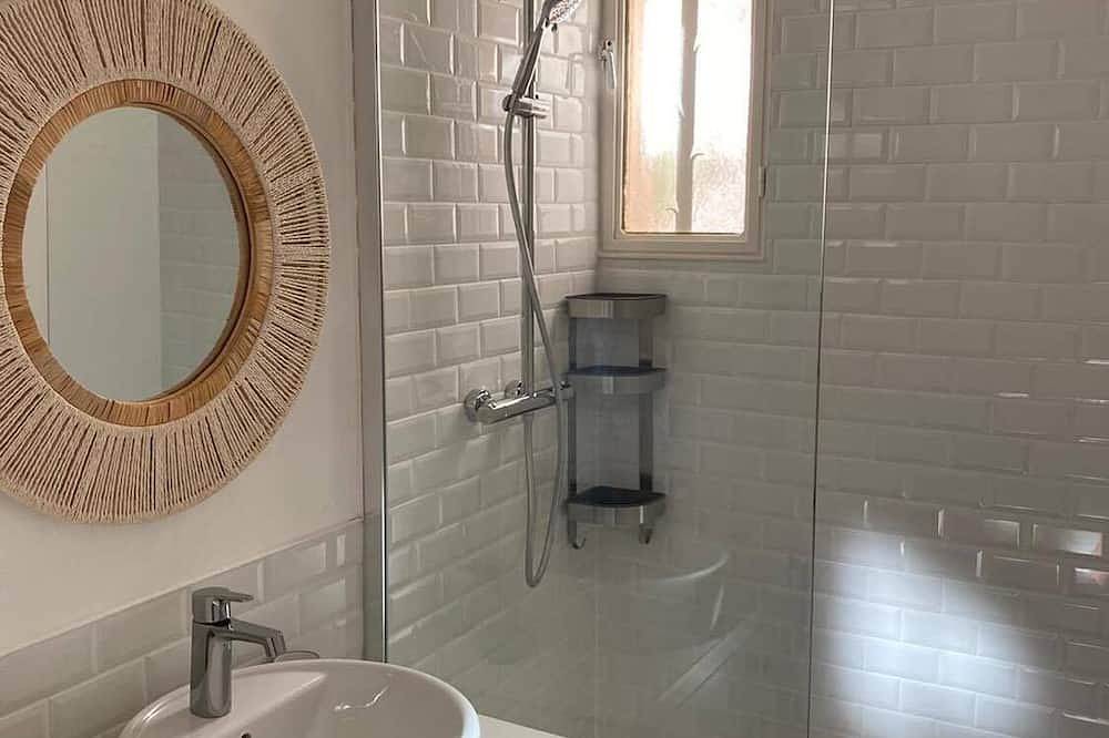 Beautiful sea view apartment in Racou 50m from the beach in La Côte Vermeille, Argelès-sur-Mer