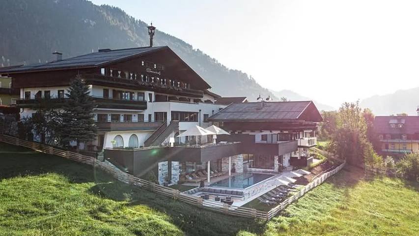 Hotel für 5 Personen, mit Sauna und Pool sowie Garten