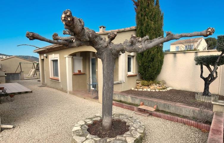 Acogedor Apartamento con Piscina, WiFi y Parking | Caromb 1.5km in Caromb, Parque natural regional del Mont Ventoux