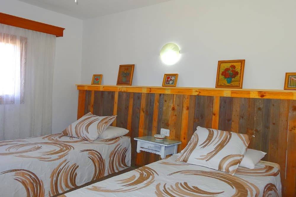 Son Antem, Air Conditioning, Wifi free, Private pool, 8 km From Cala Blava in Llucmajor, South Majorca