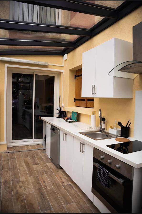 Gîte pour 2 personnes, avec jardin et jacuzzi à Neuilly-Plaisance - 2