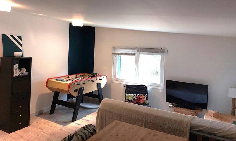 Gîte pour 4 personnes, avec terrasse et jardin, animaux acceptés à Villiers-Saint-Frédéric