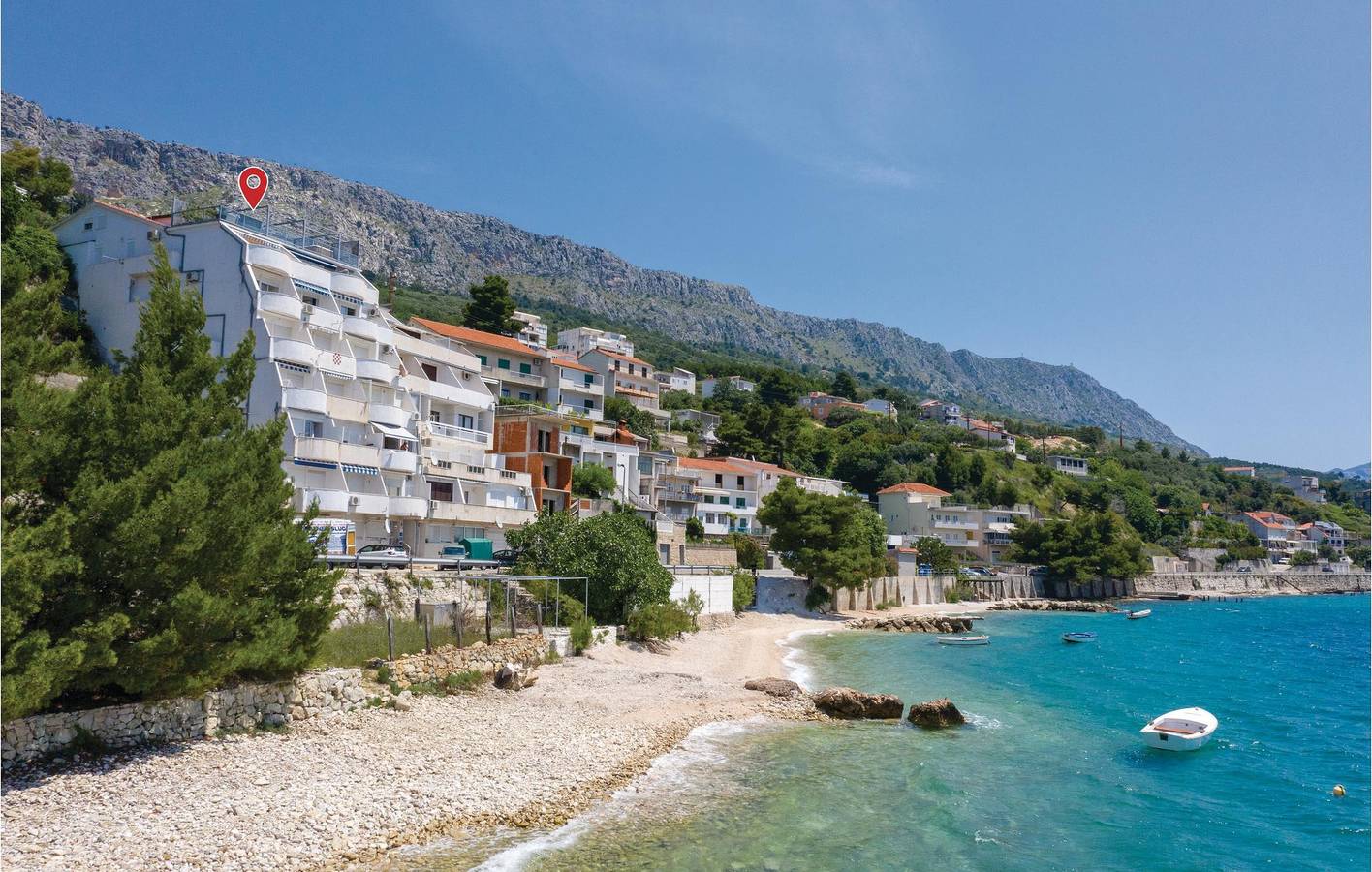 Ganze Ferienwohnung, Gemütlich, 1,5 km vom Strand entfernt: WLAN, Klimaanlage, Terrasse und Parkplatz in Jesenice, Split-Dalmatien