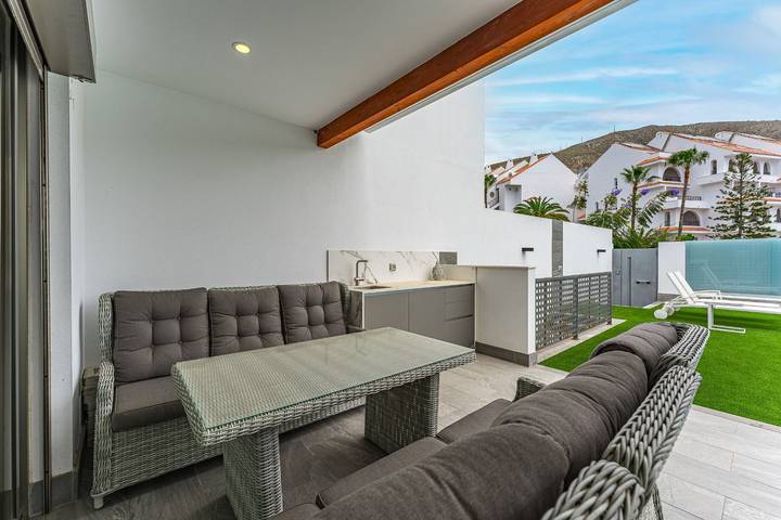 Villa pour 6 personnes, avec balcon à Arona - 3