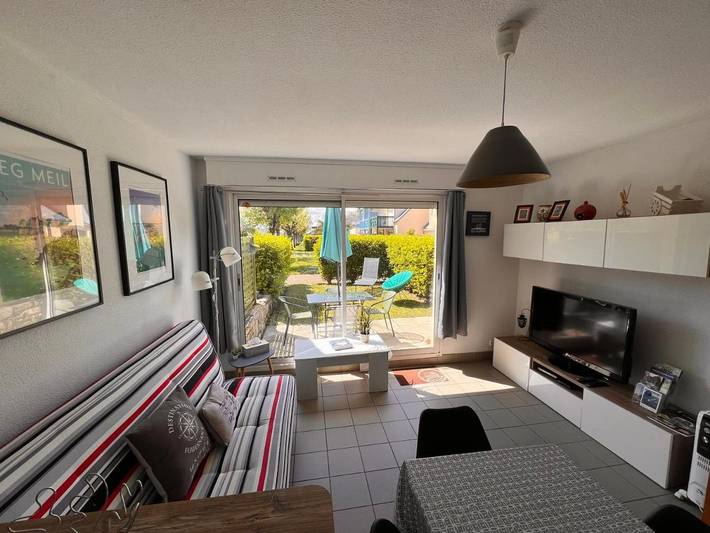 Gîte pour 4 personnes, avec vue et jardin dans Plage Kerleven - 3