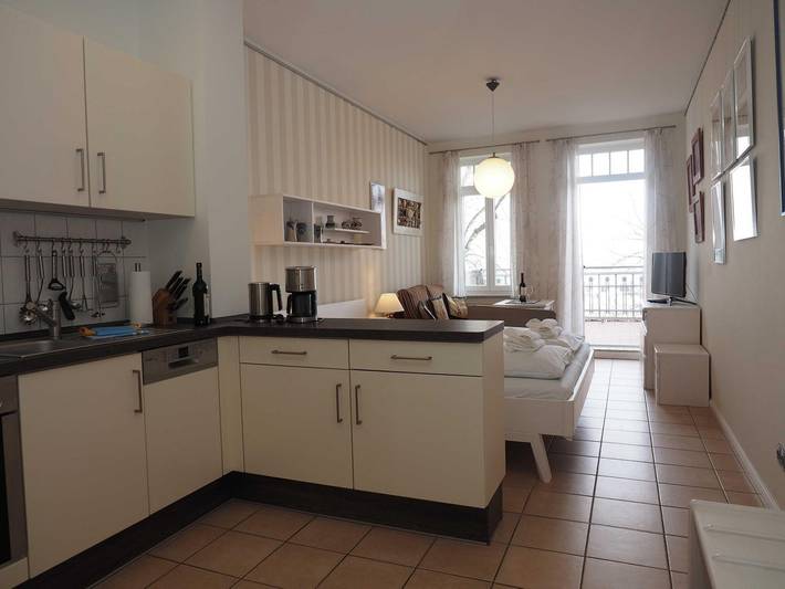 Ferienwohnung für 2 Personen, mit Balkon in Rostock - 2