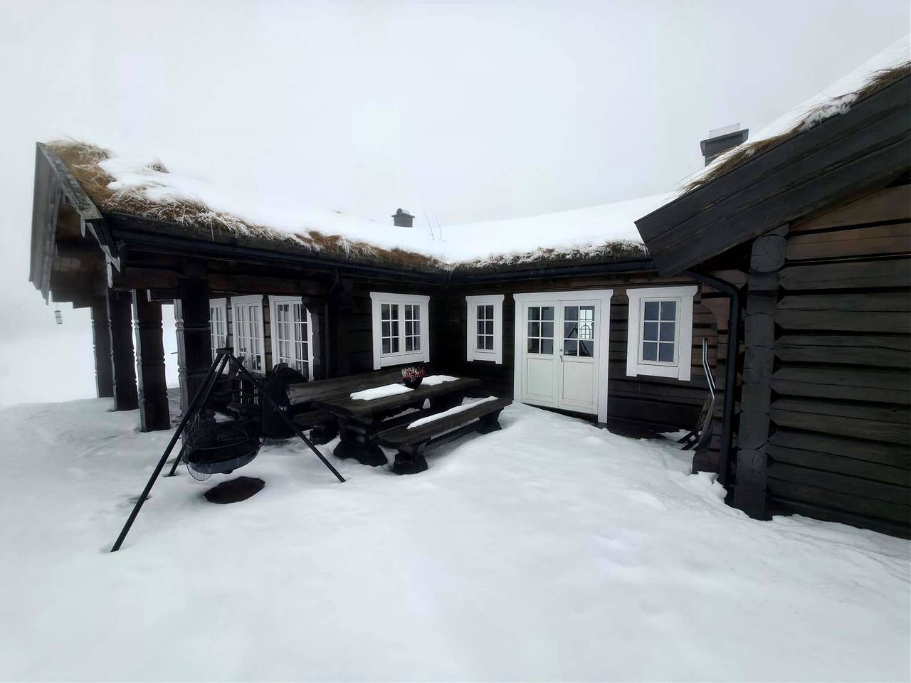 Beautiful classic cabin with sauna and hot tub in Trysil 