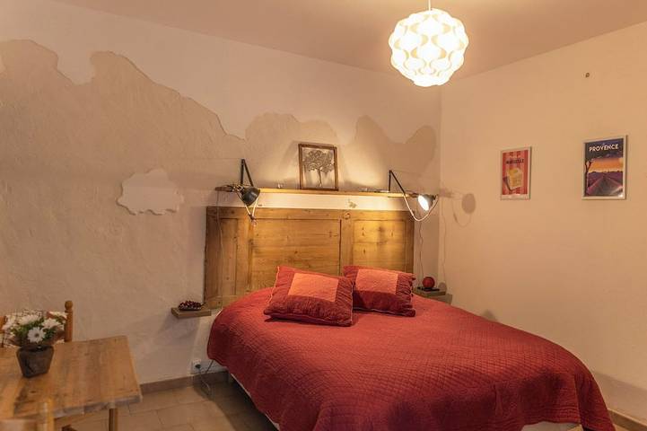 Location de vacances pour 2 personnes, avec terrasse à Eyragues