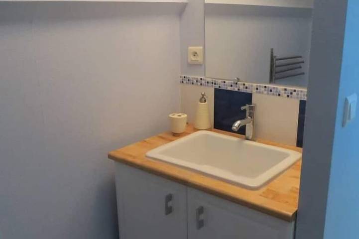 Location de vacances pour 6 personnes, avec terrasse et jardin à Campagne (homonymie) - 4