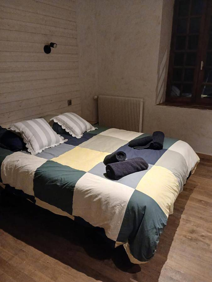 Gîte pour 4 personnes, avec terrasse et vue, animaux acceptés dans Jaucourt