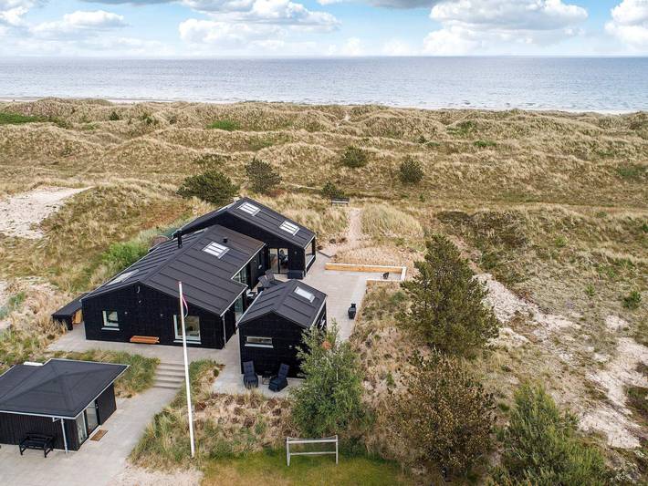Feriehus for 8 personer, med Terrasse og Sauna i Skagen