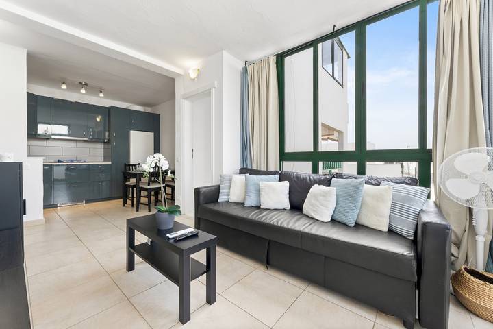 Apartamento entero, Home2Book Terrace & Pool Retreat, Costa Teguise in Playa Bastián, Teguise