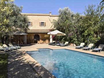Villa in Búger, Mallorca Inselmitte für 12 