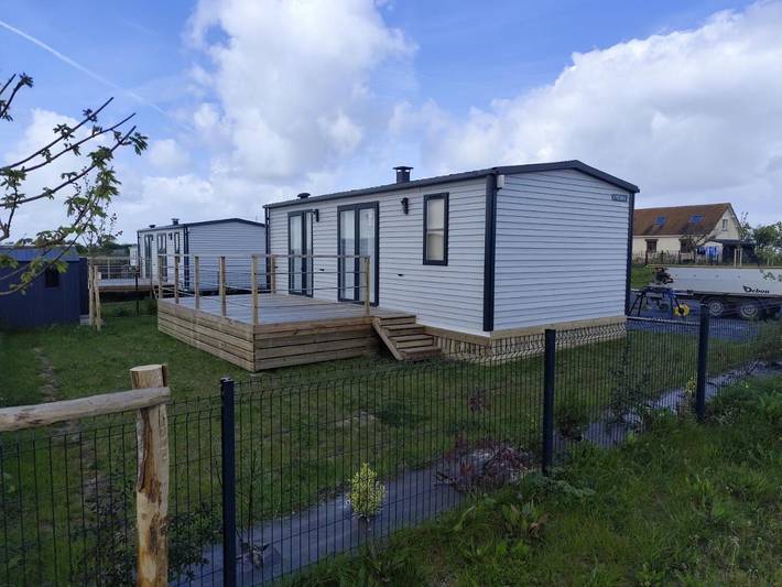 Camping pour 4 personnes, avec Terrasse et Jardin