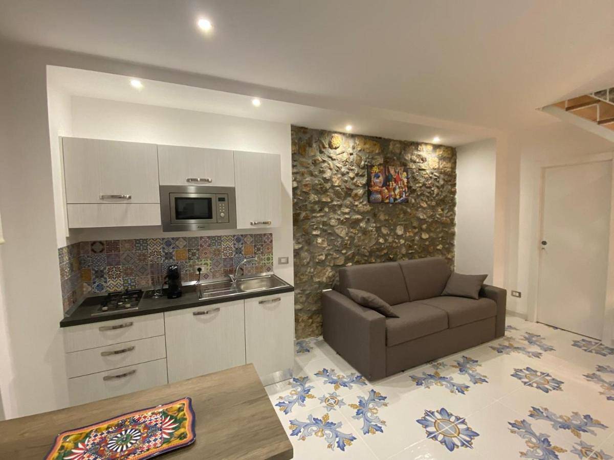 Double Room with Private Bathroom in Trabia, Provincia di Palermo