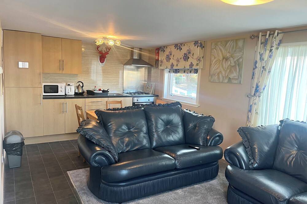 Self-catering 3 bedroom chalet 5 miles from Glasgow city centre! in North Lanarkshire
