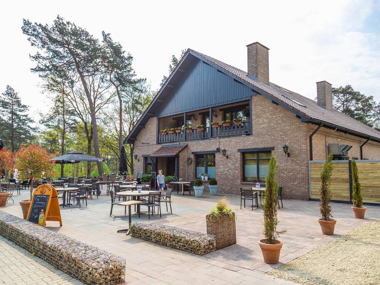 Tentlodge met badkamer 16 km van Maastricht in Zutendaal, Hasselt en omgeving