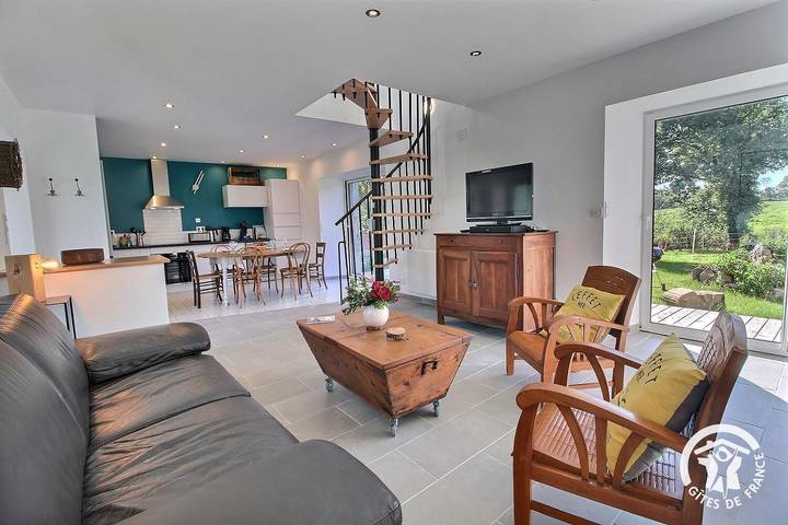 Maison de vacances pour 4 personnes, avec terrasse et jardin à Ploumilliau