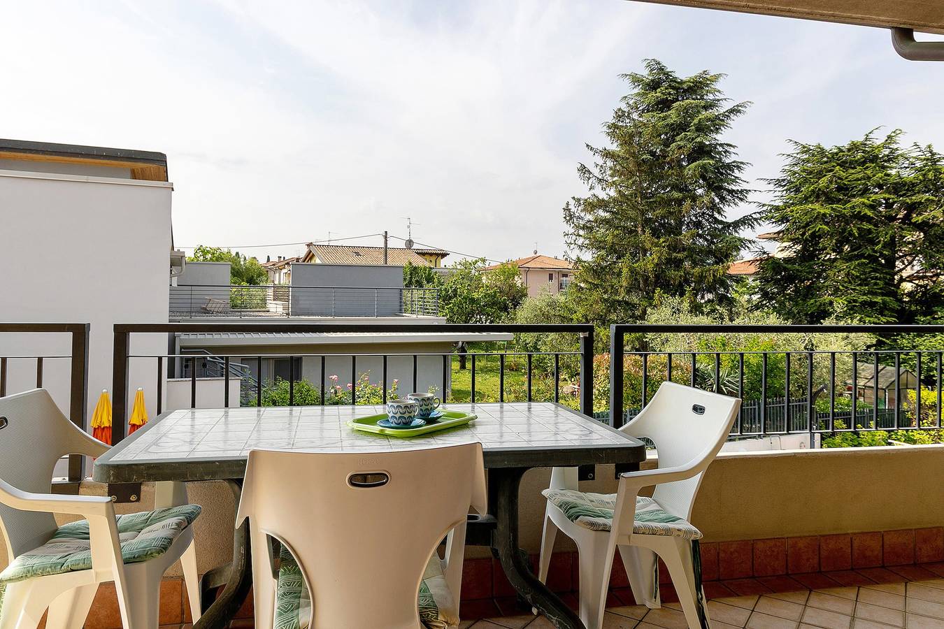 Ganze Wohnung, Apartment 'Gigli Vista Lago' mit Seeblick, Wlan und Klimaanlage in Lazise, Gardasee-Berge
