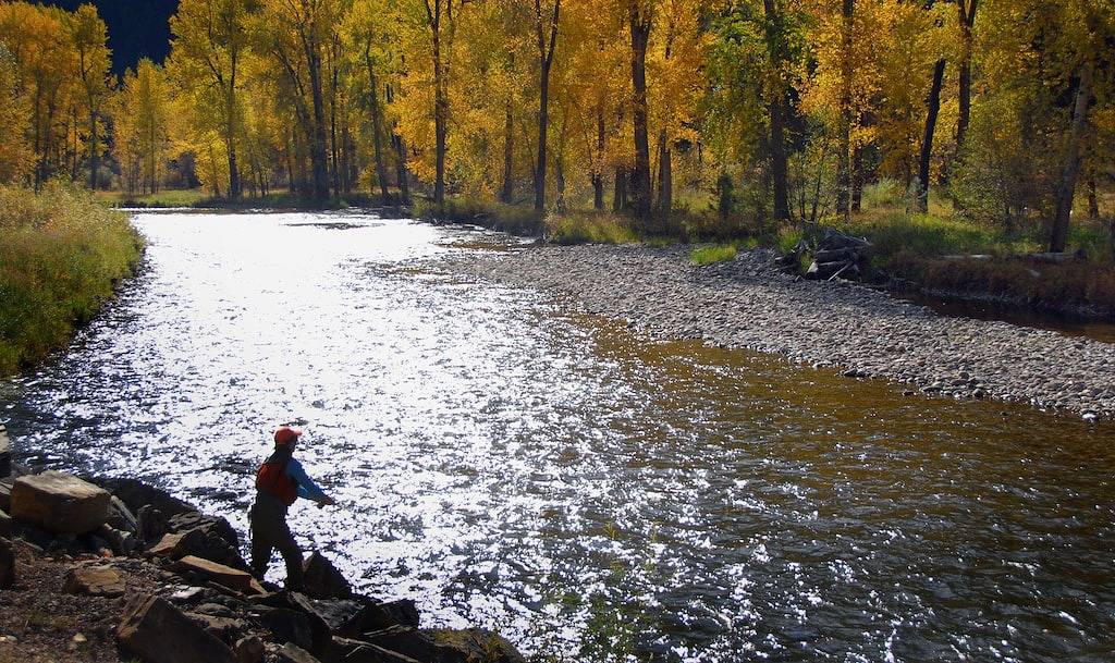 Sägewerkskabine, eine Montana Rock Creek Kabine in Granite County