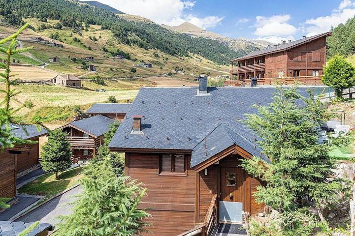 Escapada de fin de semana para 4 personas, con jardín en Andorra