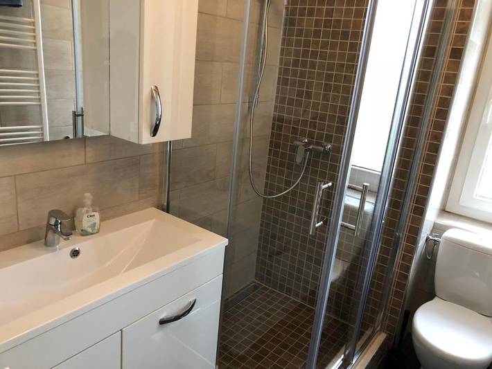 Gîte pour 6 personnes, avec balcon et vue à Le Locle - 4