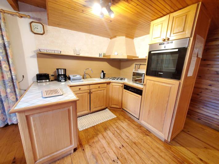 Location de vacances pour 8 personnes, avec jardin, animaux acceptés dans Super Besse - 3