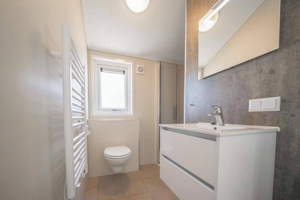 Chalet Casa Kampen mit Wassergrundstück, Steg und Zaun für 4 Personen in Kampen in Kampen, Veluwemeer