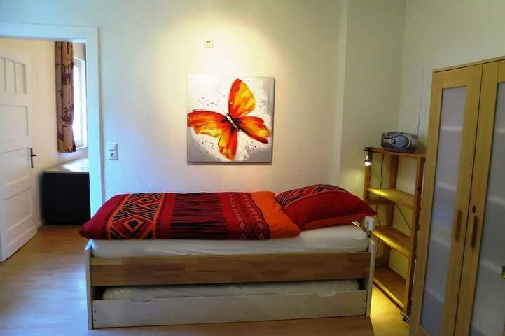 90 qm Ferien- u. Messebungalow, 4 Zimmer, 6 Pers., Wohnküche und Garten in Düsseldorf, Düsseldorf und Umgebung