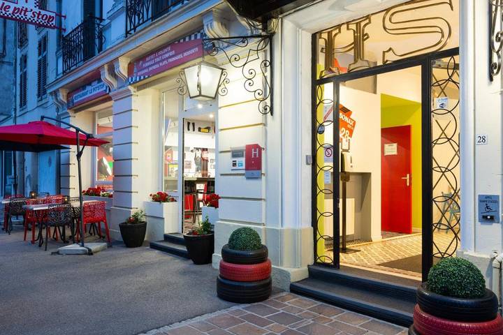 Hôtel pour 2 personnes, avec jardin et terrasse, animaux acceptés à Contrexéville - 3