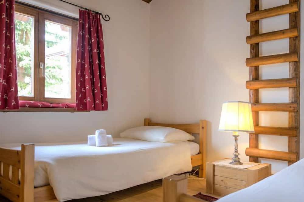 Ganze Wohnung, Chesa Chanella 5 in La Punt-Chamues-ch, Sankt Moritz