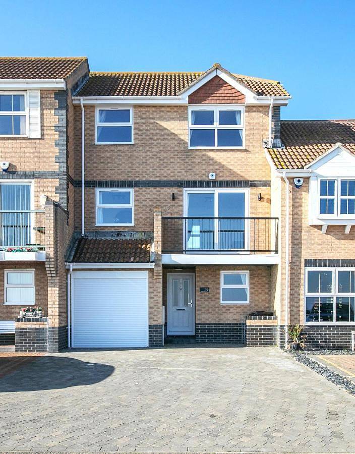 Holiday rental for 6 people, with view and garden, child-friendly in Clacton-on-Sea