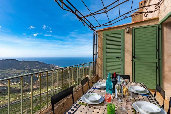 Gîte pour 6 personnes, avec jardin à Sant'Antonino