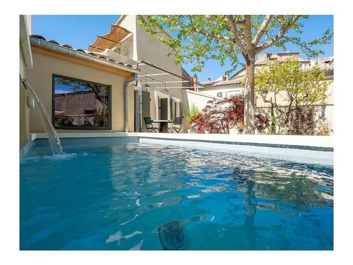 Casa de vacaciones para 8 personas, con jardín además de piscina y sauna - 1