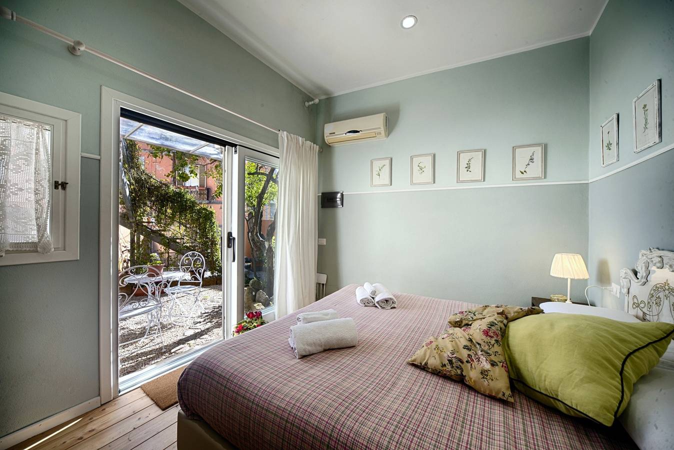 Double Room with Balcony, Wi-Fi and Air Conditioning in Terranoa/Olbia, Olbia