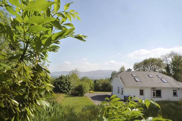 Ferienhaus für 8 Personen, mit Garten in Killarney