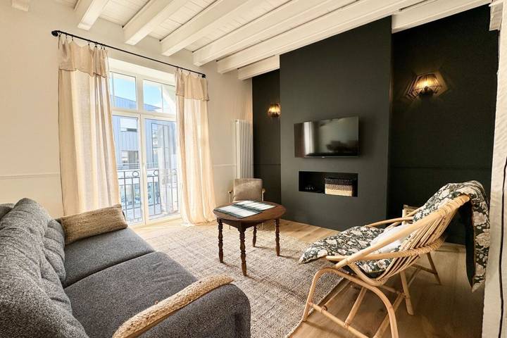 Location de vacances pour 12 personnes, avec jardin et terrasse à Larmor-Plage - 4