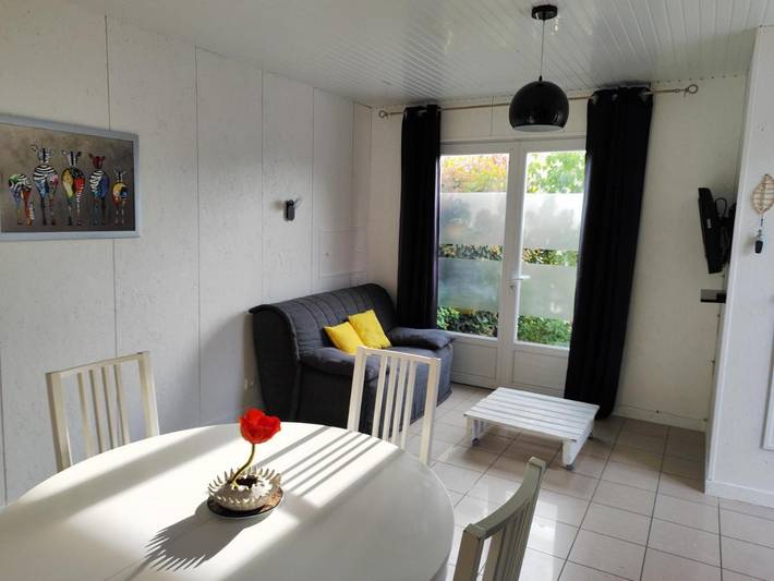 Gîte pour 4 personnes, avec terrasse et jardin à Saint-Pierre-des-Échaubrognes - 3