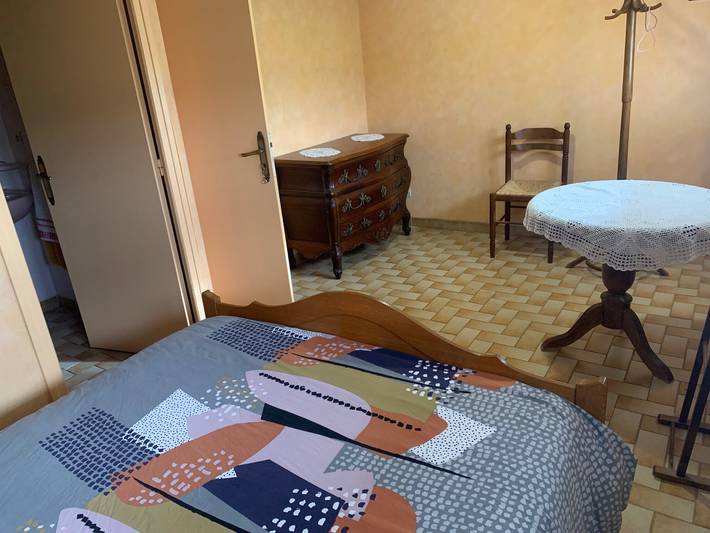 Chambre d’hôte pour 2 personnes, avec jardin dans Beaujolais