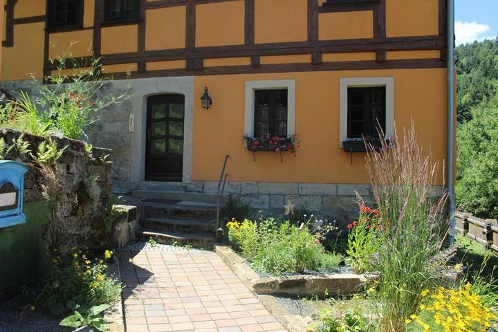 Ferienhaus für 6 Personen, mit Ausblick und Terrasse sowie Garten und Sauna, mit Haustier in Bad Schandau - 4