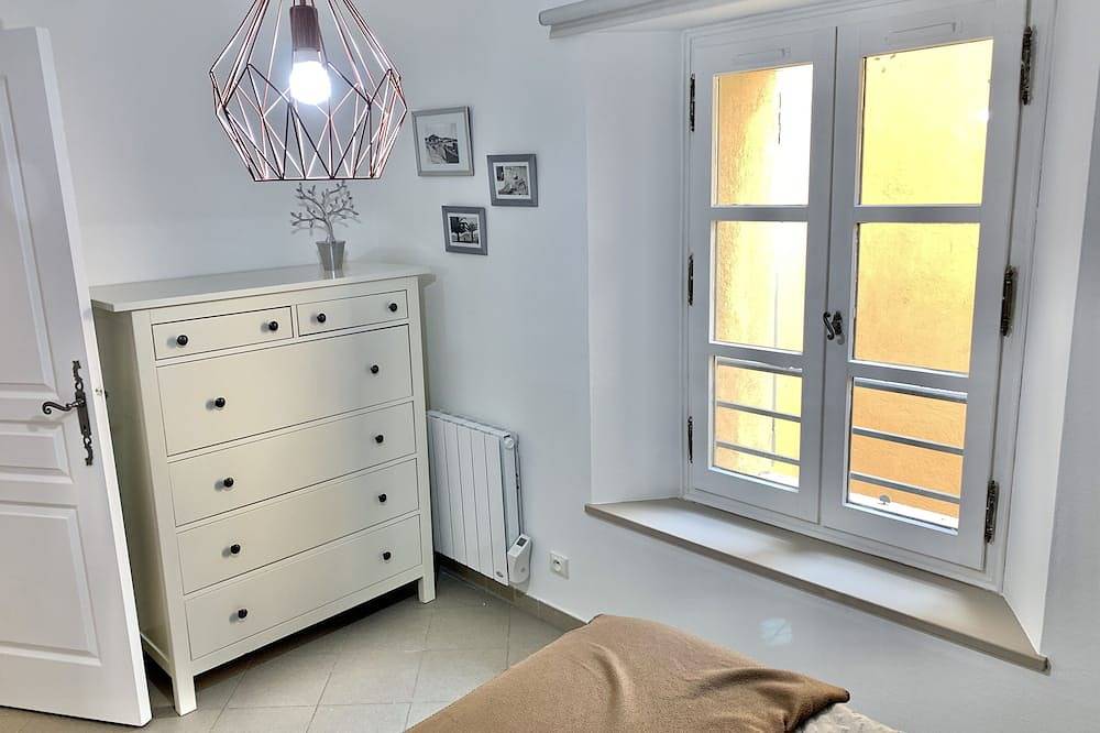 Ganze Wohnung, Nice flat 2 bedrooms 2 bathrooms 75m2 4**** historic center of Toulon in Toulon, Mittelmeerküste (Frankreich)