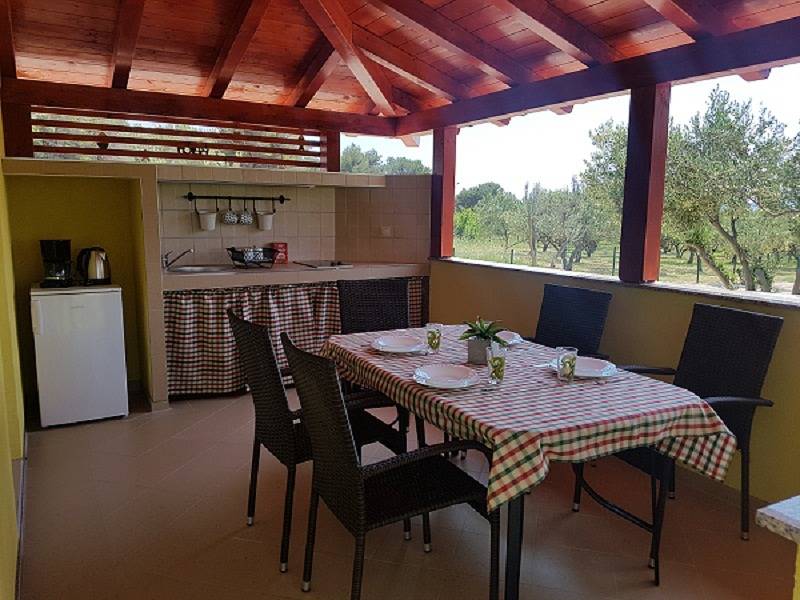Całe studio, Studioapartment in Pakoštane mit Meerblick, Terrasse, Klimaanlage, W-Lan (4852-1) in Pakoštane, Zadar