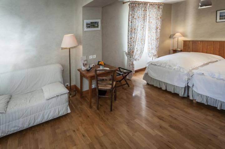 Hôtel pour 2 personnes, avec jardin et terrasse, animaux acceptés dans Cocurès - 4