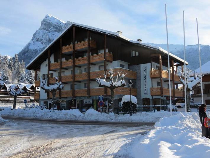 Gîte pour 3 personnes, avec balcon dans Office De Tourisme De Samoens - 3